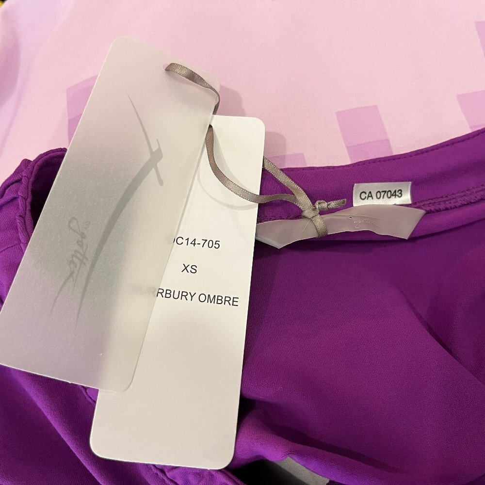 x by Gottex Women's Murrbury Ombre Activewear Nylon Top - NWT - Picture 5 of 8